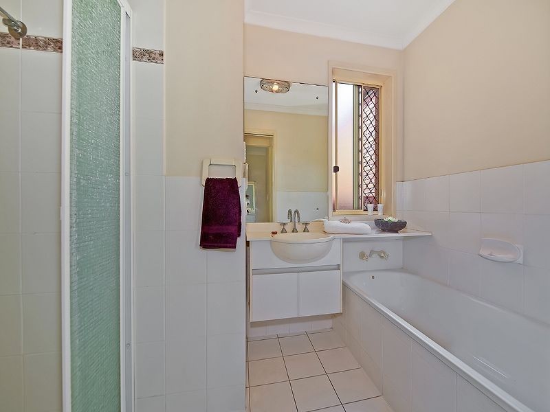 15 Wyena Street, Camp Hill QLD 4152