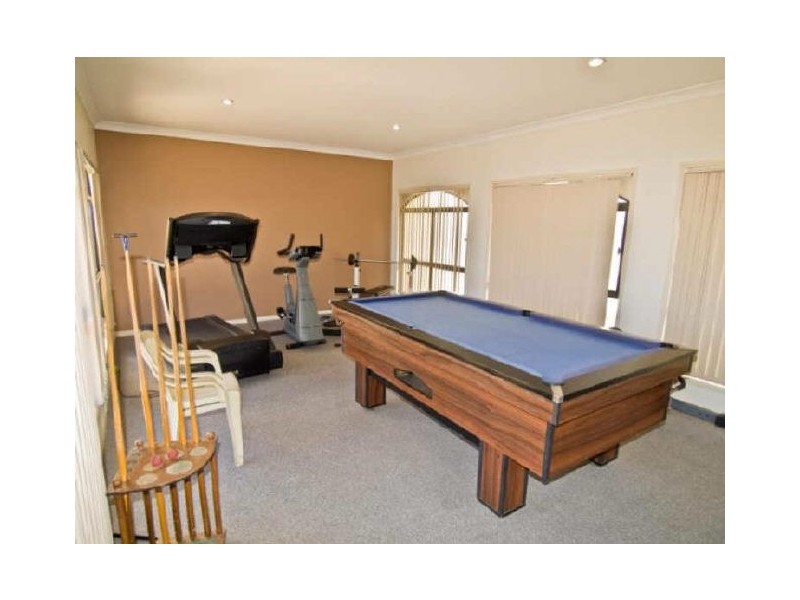 21/12 Greendale Way, Carindale QLD 4152