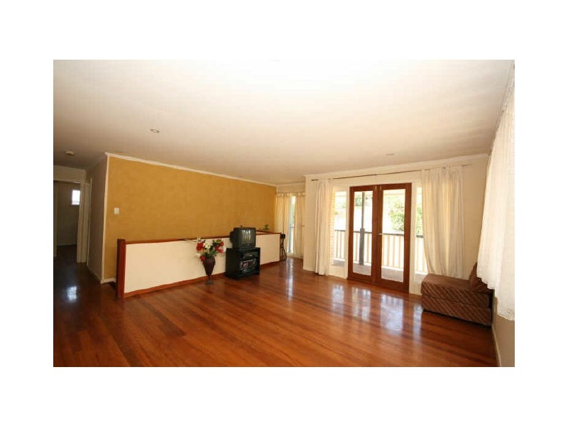 22 Lewana Street, Mansfield QLD 4122