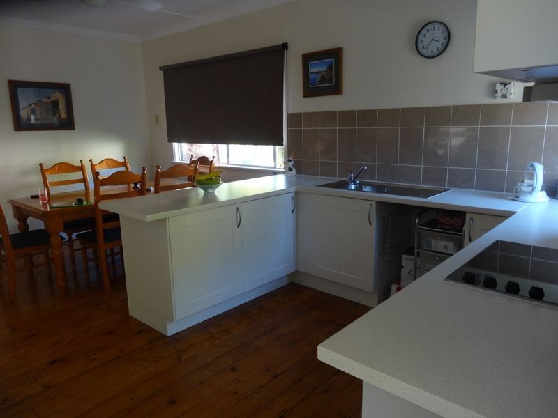 15 Vickers Street, Carina Heights QLD 4152