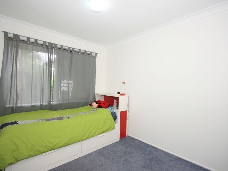 35 Meadowbank Street, Carindale QLD 4152