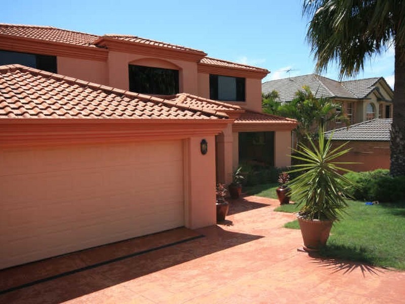 12 Angourie Place, Carindale QLD 4152