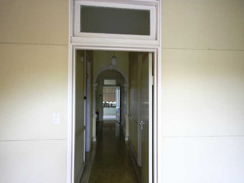 15 Baron Street, Greenslopes QLD 4120