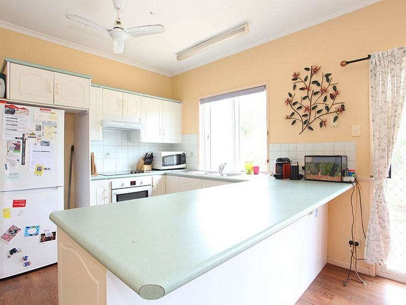 74 Stanton Road, Tingalpa QLD 4173