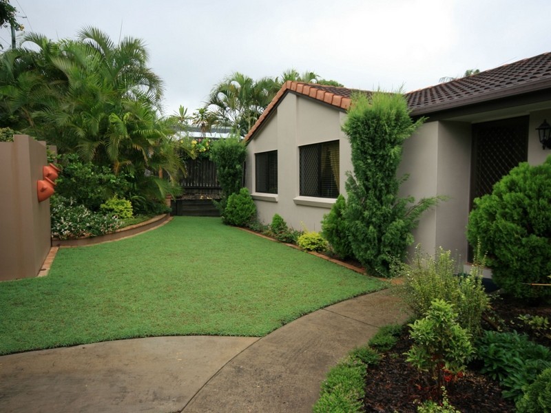 91 Scrub Road, Carindale QLD 4152