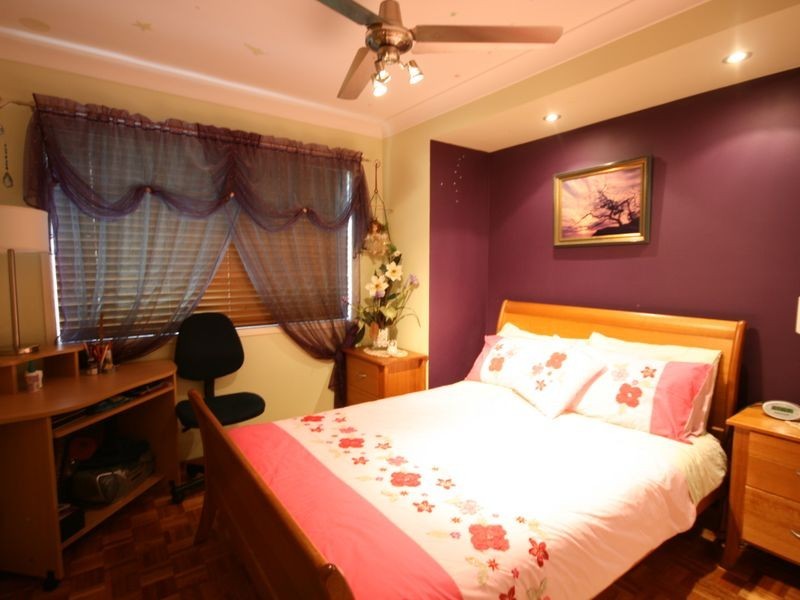 91 Scrub Road, Carindale QLD 4152