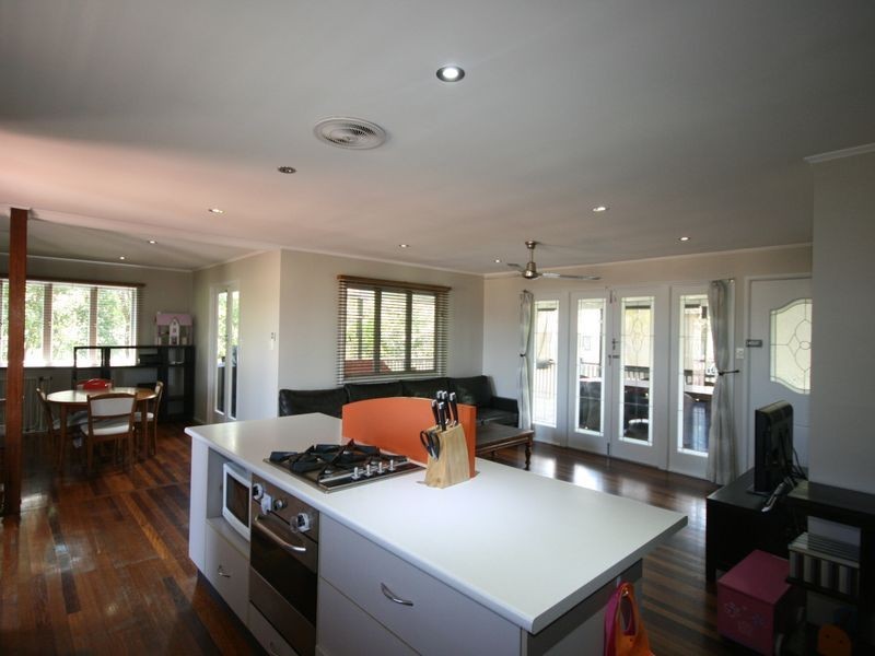 62 Bernecker Street, Carina QLD 4152