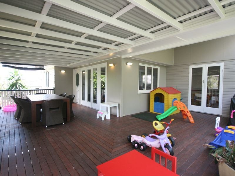 62 Bernecker Street, Carina QLD 4152