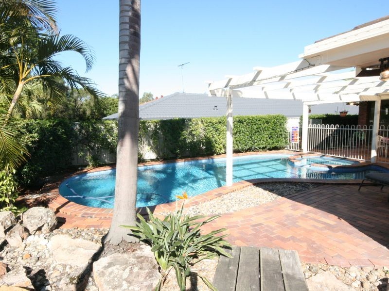 Carindale QLD 4152