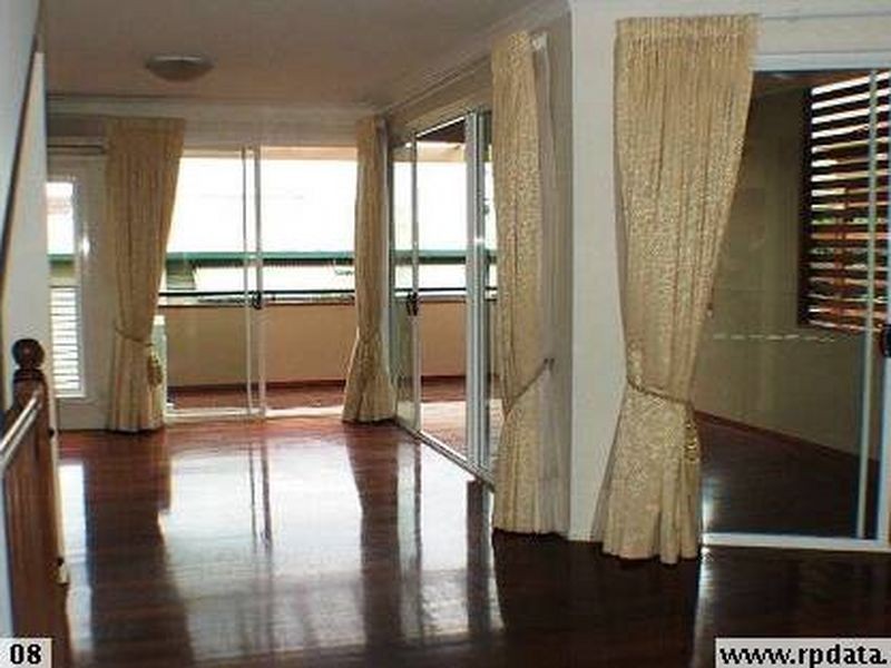 2/638 Old Cleveland Road, Camp Hill QLD 4152