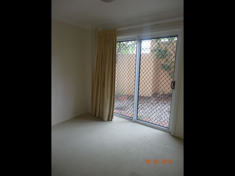 2/638 Old Cleveland Road, Camp Hill QLD 4152