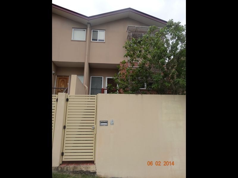 2/638 Old Cleveland Road, Camp Hill QLD 4152