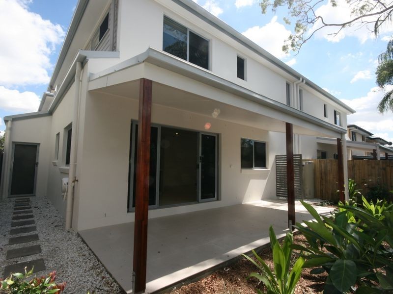 4/27 Dickenson Street, Carina QLD 4152