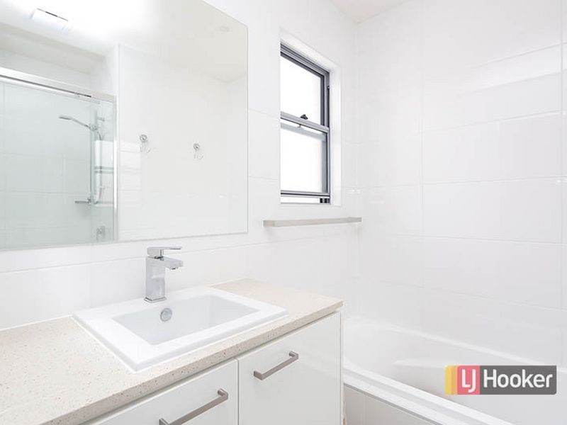 4/27 Dickenson Street, Carina QLD 4152