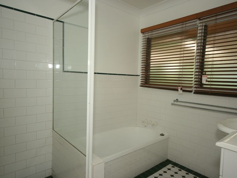 31 Kenrose Street, Carina QLD 4152