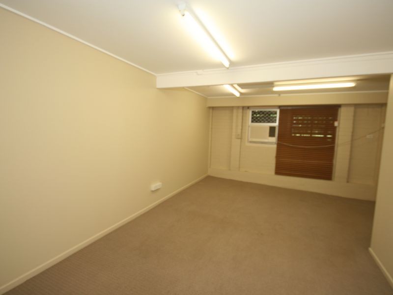 31 Kenrose Street, Carina QLD 4152