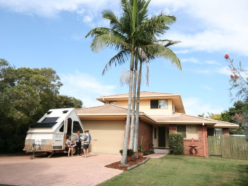 408 Winstanley Street, Carindale QLD 4152