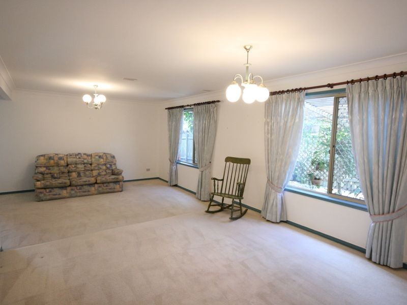 408 Winstanley Street, Carindale QLD 4152