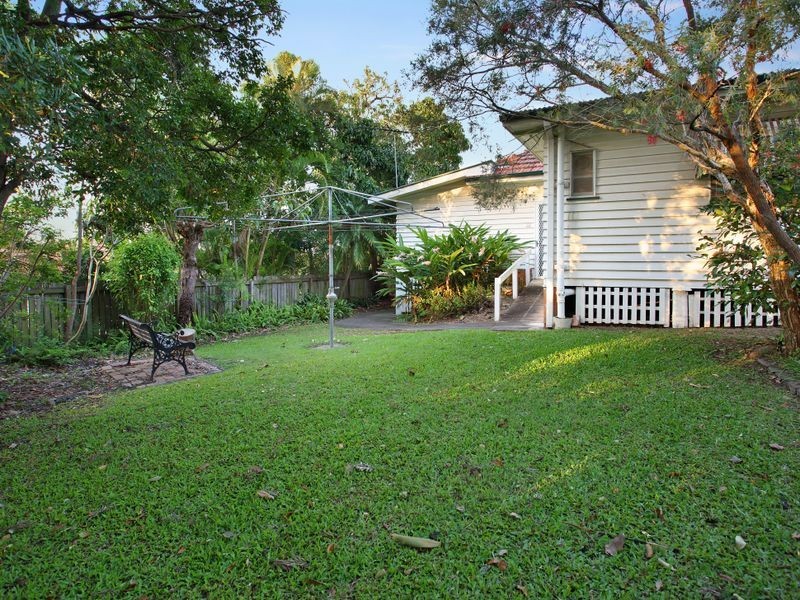 50 Lade Street, Coorparoo QLD 4151