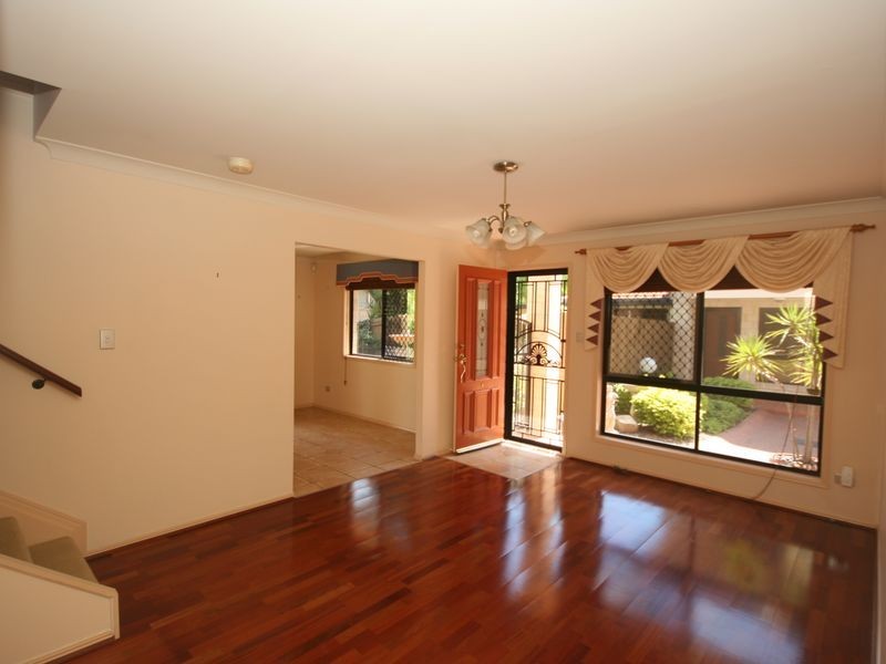 4/119 Anzac Road, Carina Heights QLD 4152