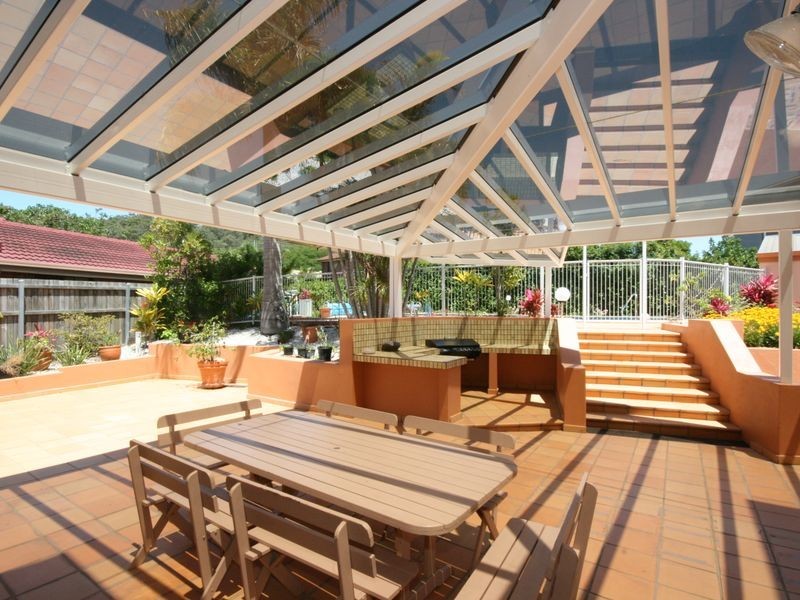 383 Winstanley Street, Carindale QLD 4152