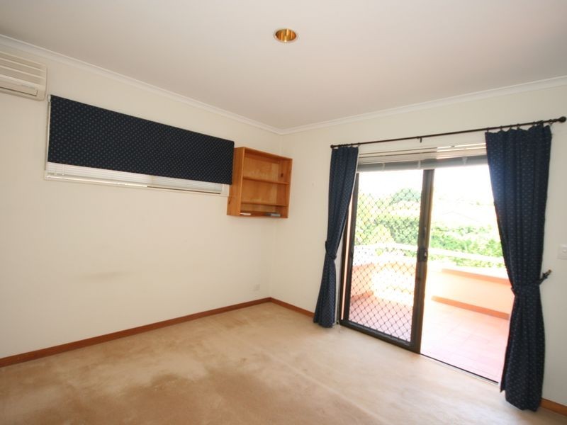 383 Winstanley Street, Carindale QLD 4152