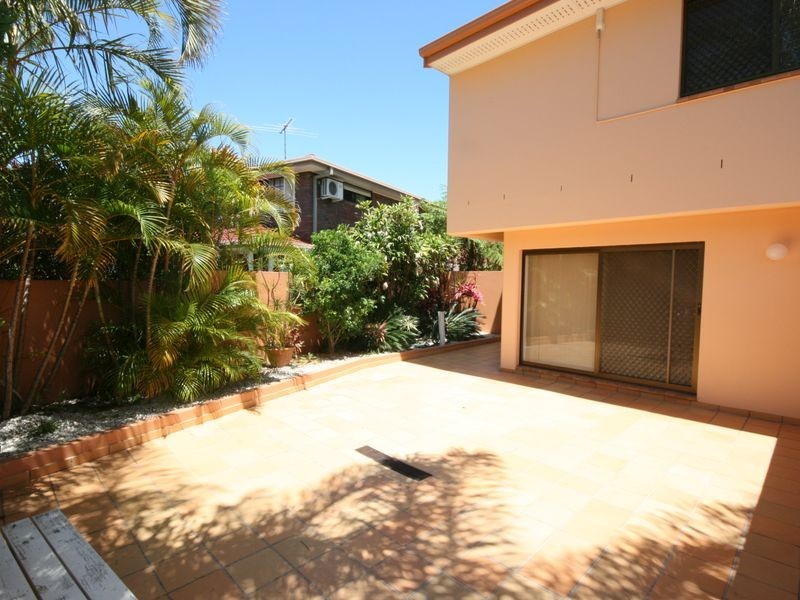 383 Winstanley Street, Carindale QLD 4152