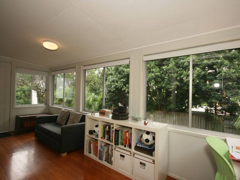 20 Wiles Street, Camp Hill QLD 4152