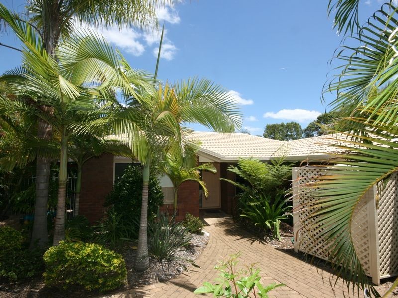 99 Scrub Road, Carindale QLD 4152