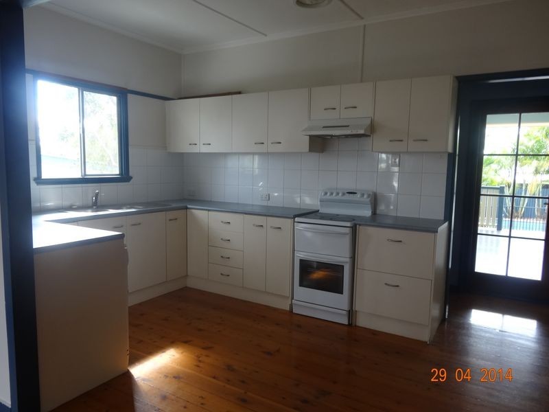 27 Malthus Street, Carina QLD 4152