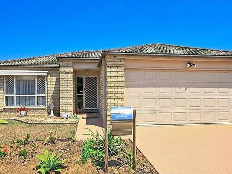 63 Coventry Circuit, Carindale QLD 4152
