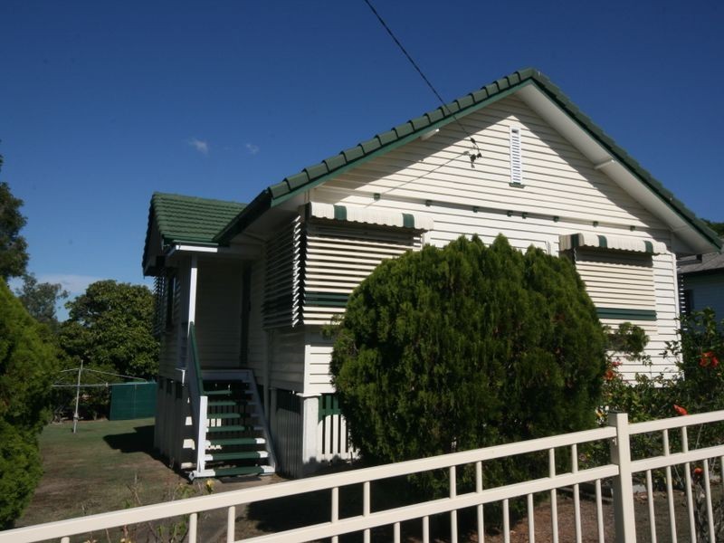 15 Paget Street, Carina QLD 4152