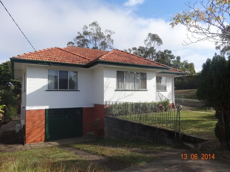 12 Miawela Street, Seven Hills QLD 4170