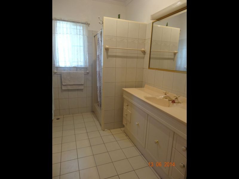 12 Miawela Street, Seven Hills QLD 4170