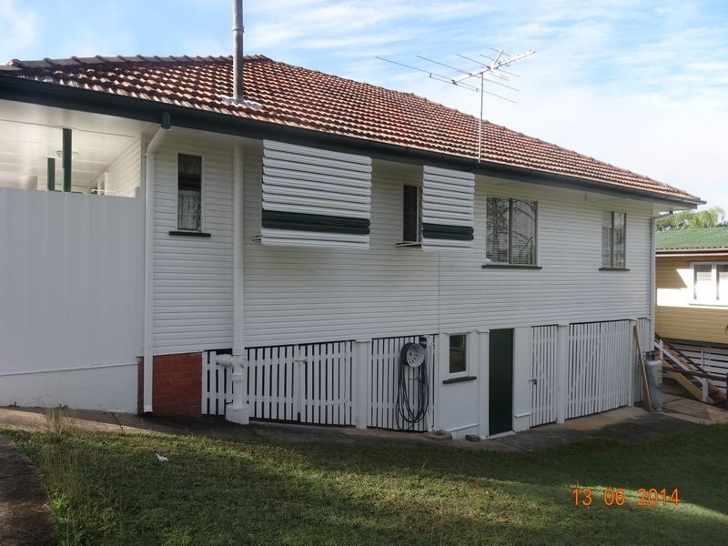 12 Miawela Street, Seven Hills QLD 4170