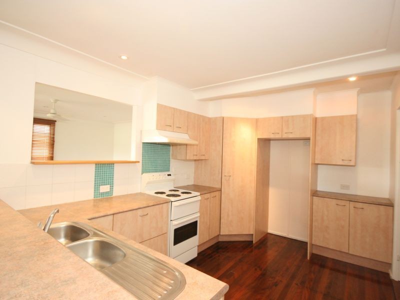 9 Chater Street, Carina QLD 4152