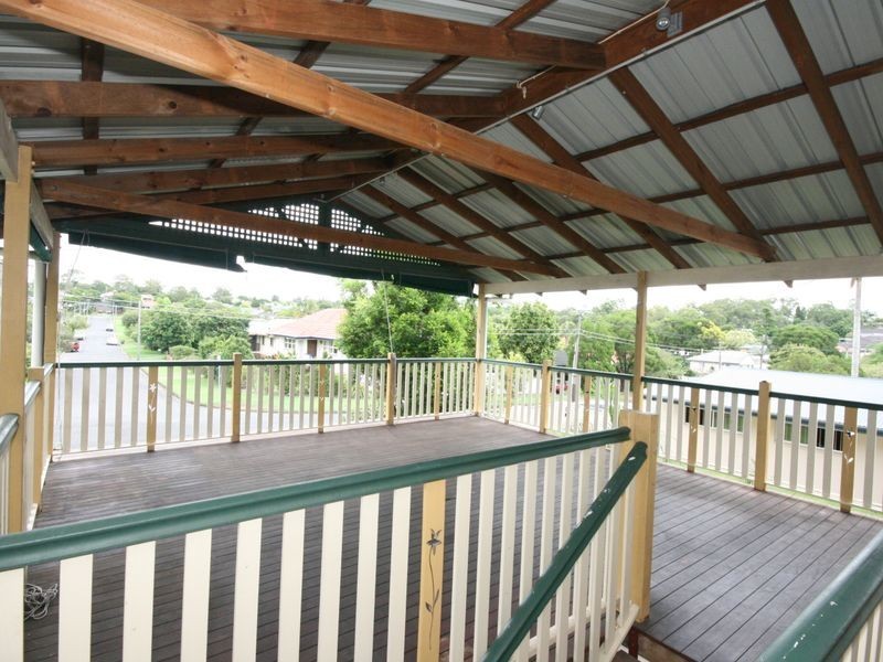 9 Chater Street, Carina QLD 4152