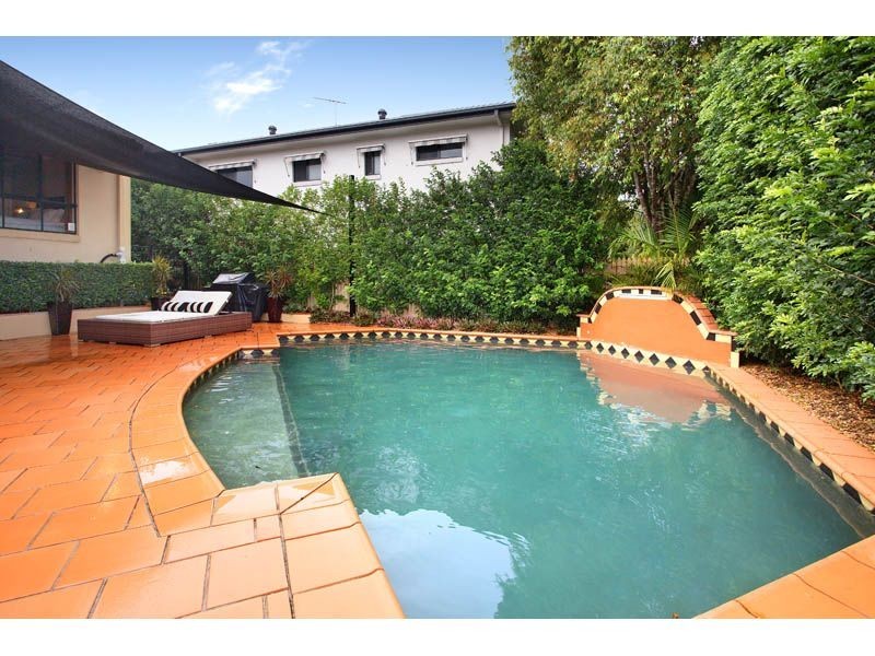 28 St Andrews Crescent, Carindale QLD 4152