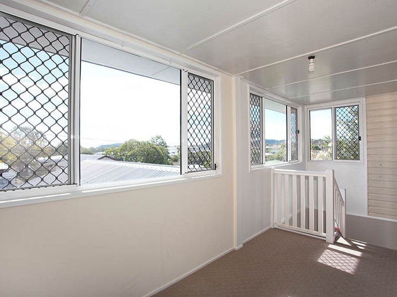 13 Amoria Street, Mansfield QLD 4122