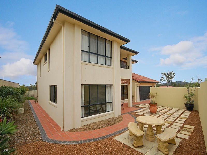 94 Silky Oak Crescent, Carindale QLD 4152