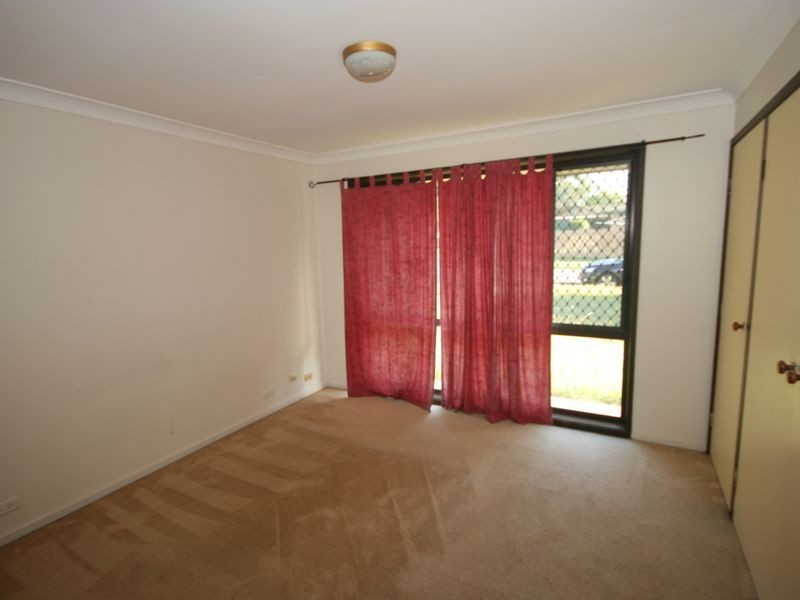 4 Elcho Place, Carindale QLD 4152