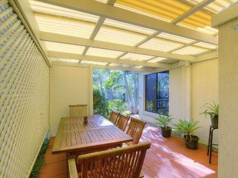 1 Argoon St., Carindale QLD 4152