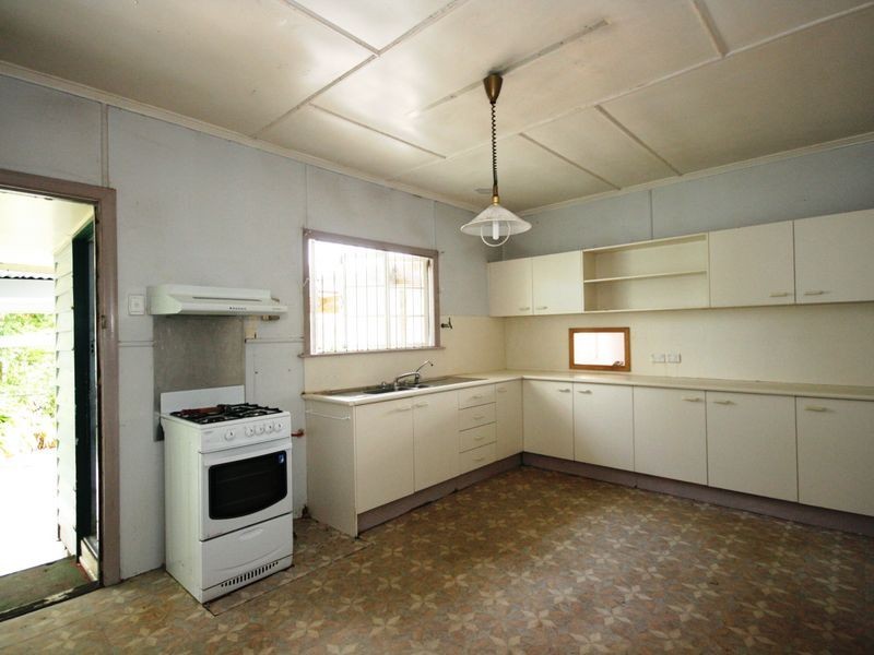 71 Bernecker Street, Carina QLD 4152