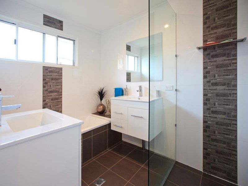 65 Milanion Crescent, Carindale QLD 4152