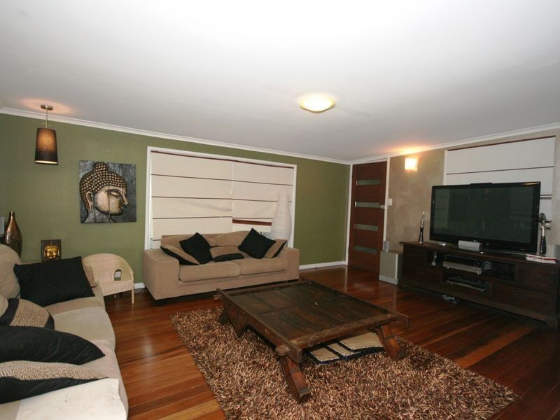 65 Milanion Crescent, Carindale QLD 4152