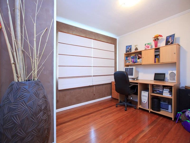 65 Milanion Crescent, Carindale QLD 4152