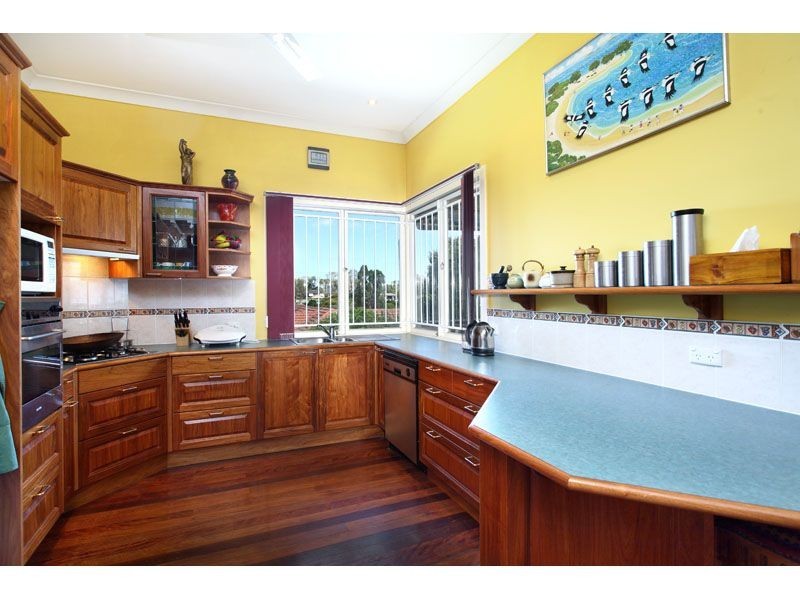 44 Joseph Street, Camp Hill QLD 4152