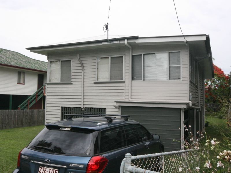 33 Brown Street, Camp Hill QLD 4152