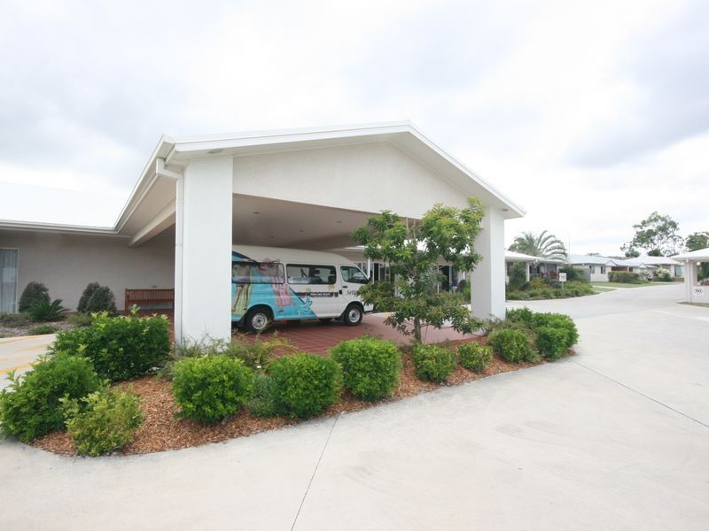 17 Palm Lake Resort, Carindale QLD 4152