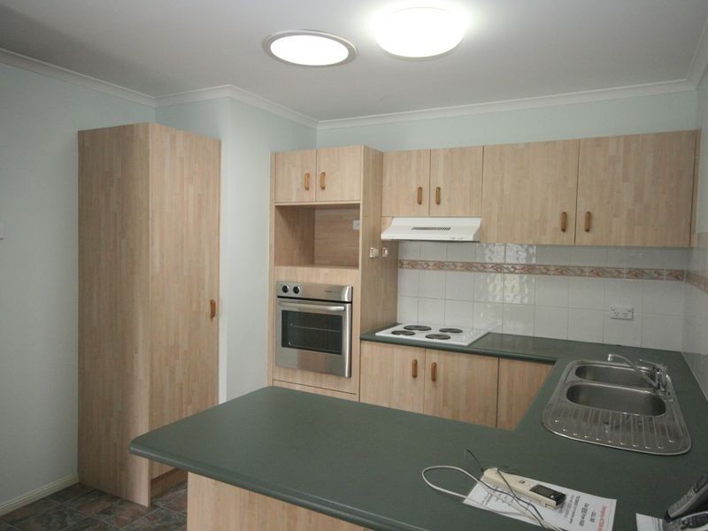 17 Palm Lake Resort, Carindale QLD 4152